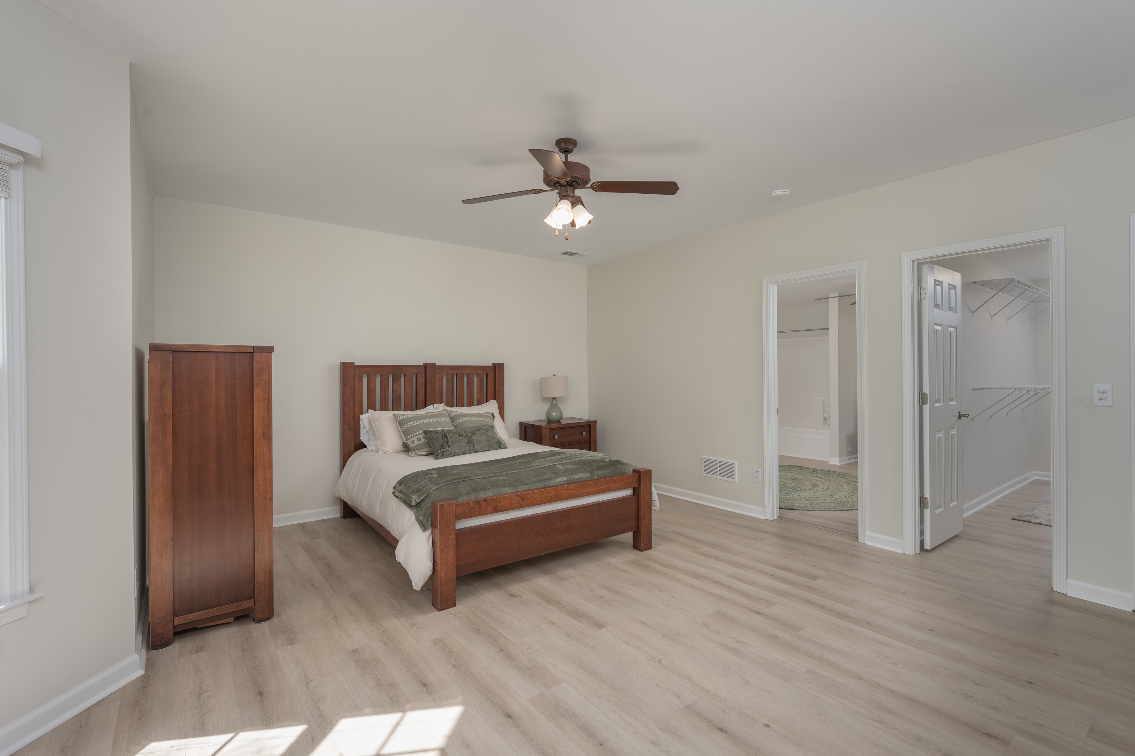 1021 Ridge Terrace image 54